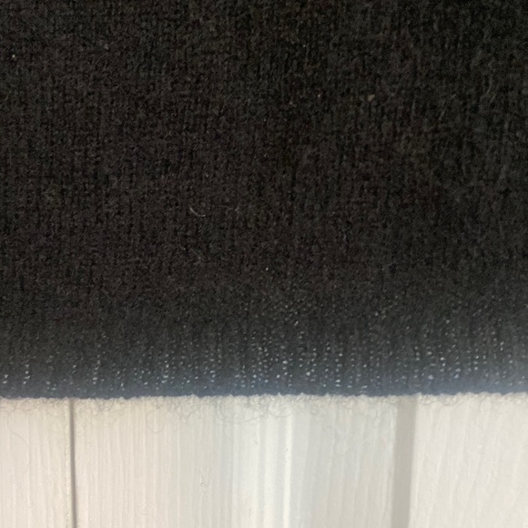 Lord & Taylor 100% black crew neck cashmere sweater Sz XL - Picture 4 of 4